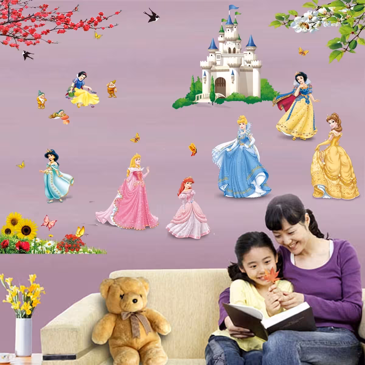 Χρωματιστό σχέδιο τοίχου με πριγκίπισσες για κορίτσια