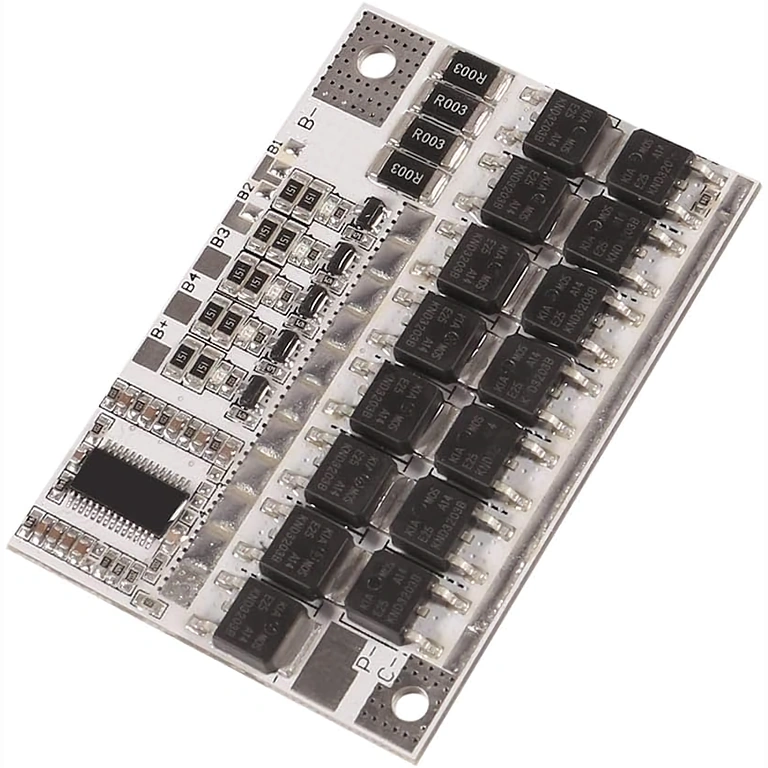 Λεπτομερής εικόνα της μπροστινής όψης της πλακέτας BMS 5S 100A, με εμφανή ηλεκτρονικά στοιχεία