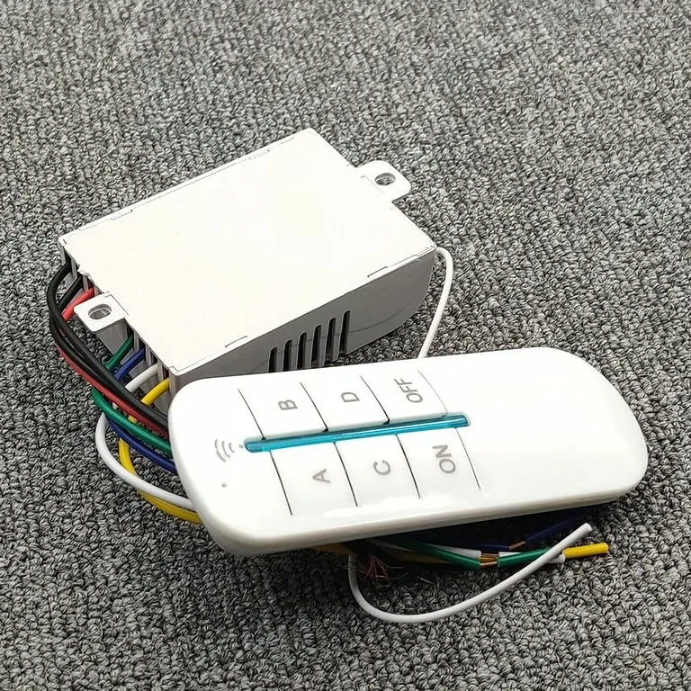 Ελεγκτής φωτισμού με τηλεχειριστήριο RF Διακόπτης φωτισμού με λειτουργία RF στα 433 MHz