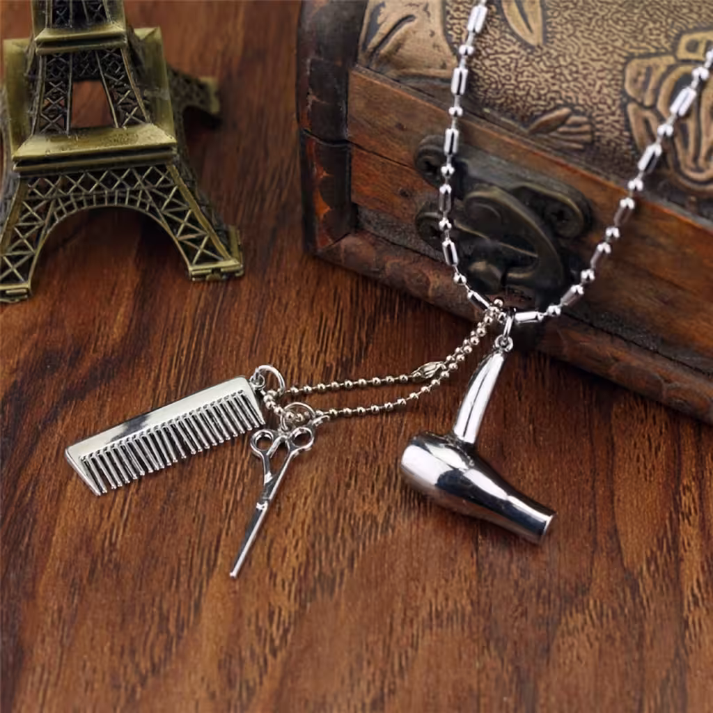 Collier pendentif coiffeur avec ciseaux, peigne et sèche-cheveux – Cadeau barber hairdresser