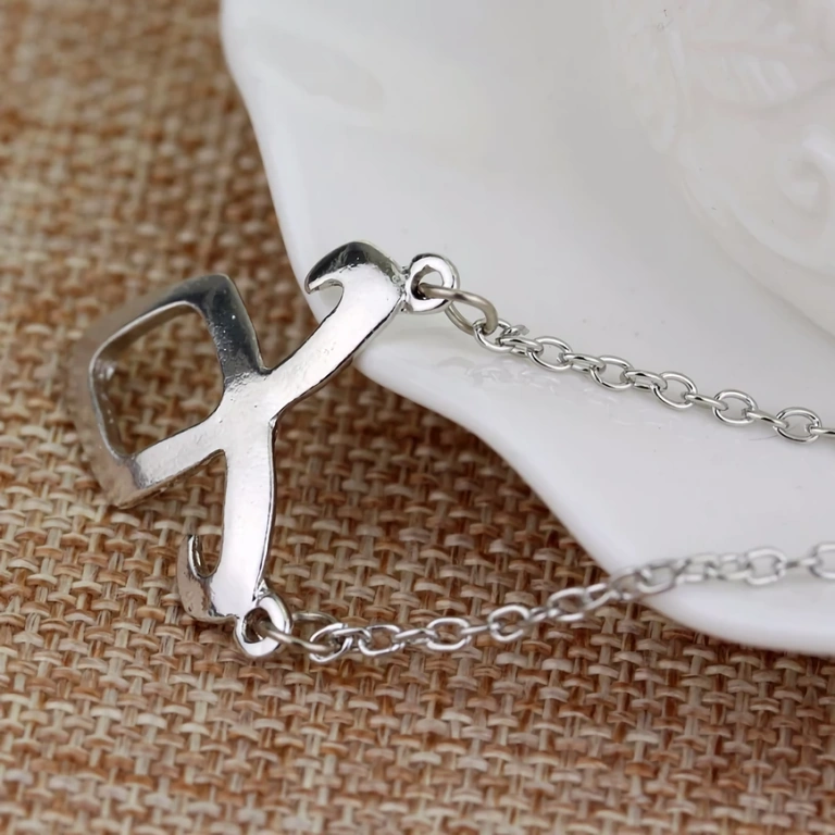 Μενταγιόν φαντασίας με σχέδιο βασισμένο σε σύμβολα Mortal Instruments