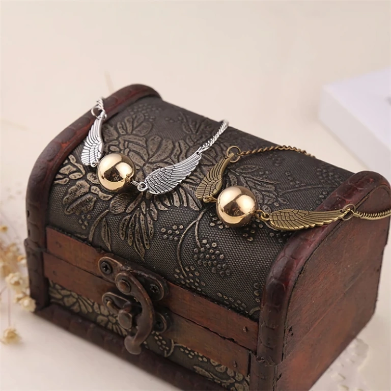 Βραχιόλι δώρο με charm Harry Potter Ιδανικό δώρο – βραχιόλι με σύμβολα από τον κόσμο του Harry Potter