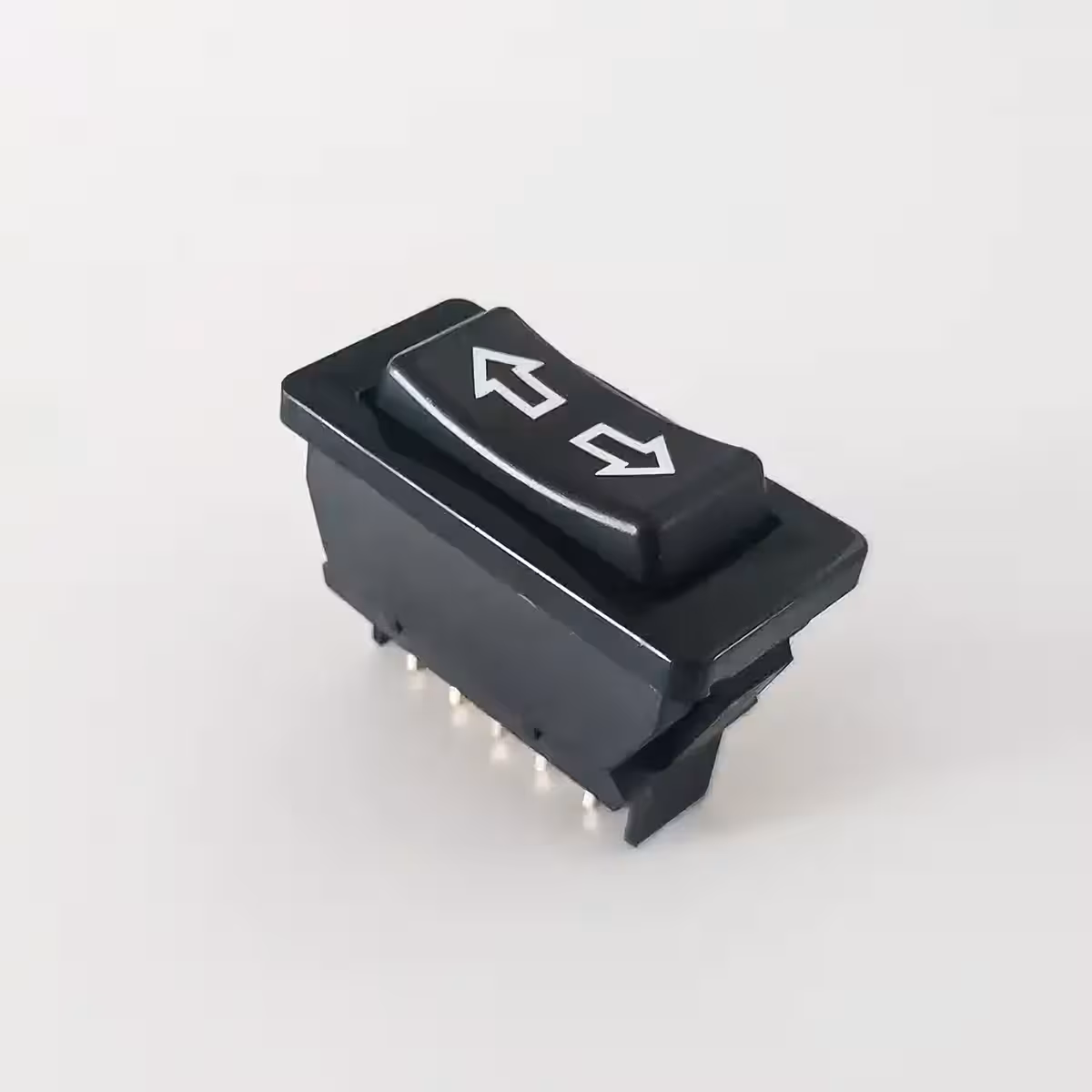 Διακόπτης για αντιστροφή πολικότητας σε DC κινητήρα