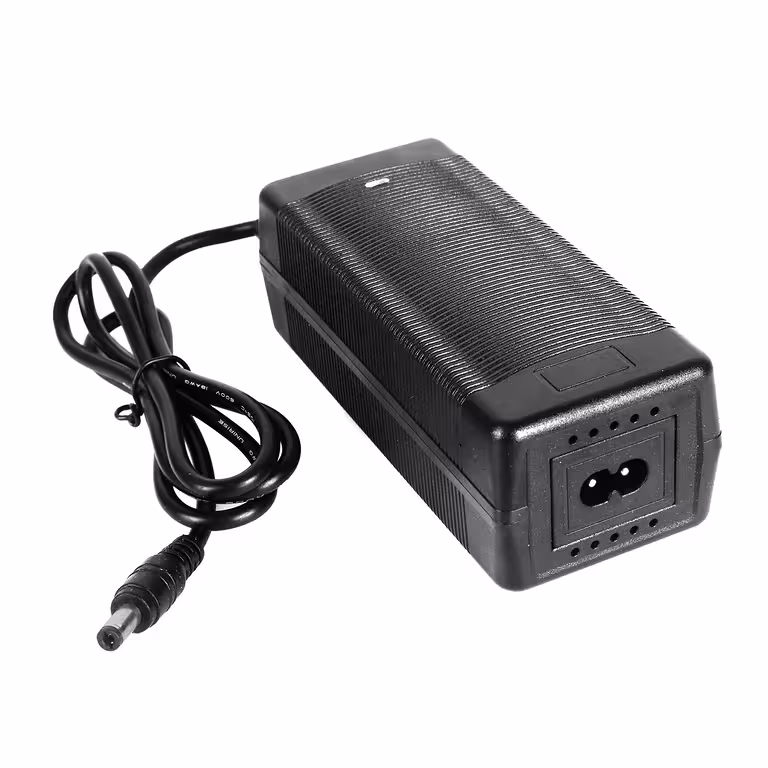 Chargeur 48V Li-Ion 54,6V 2A pour trottinette, vélo et scooter électrique