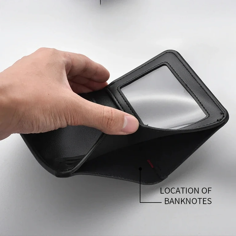 Portefeuille pour cartes et pièce d’identité en cuir naturel, fin et élégant, tenu en main